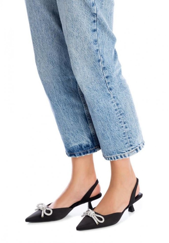 ZAPATO DESTALONAZO LAZO BRILLO | XTI