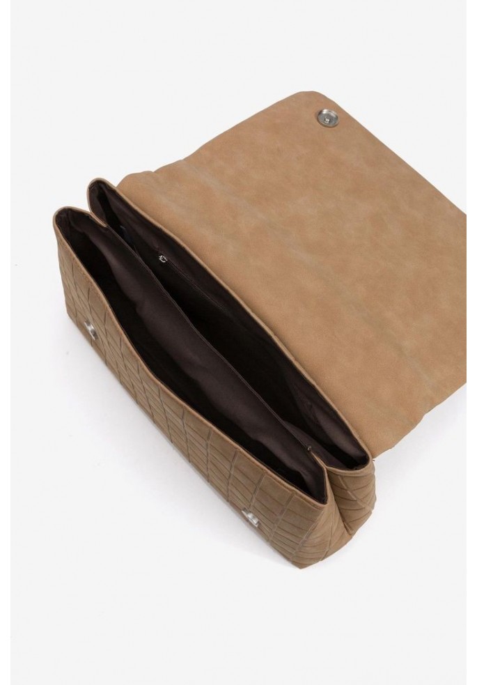 BOLSO CON TEXTURA ASA DE CADENA |...