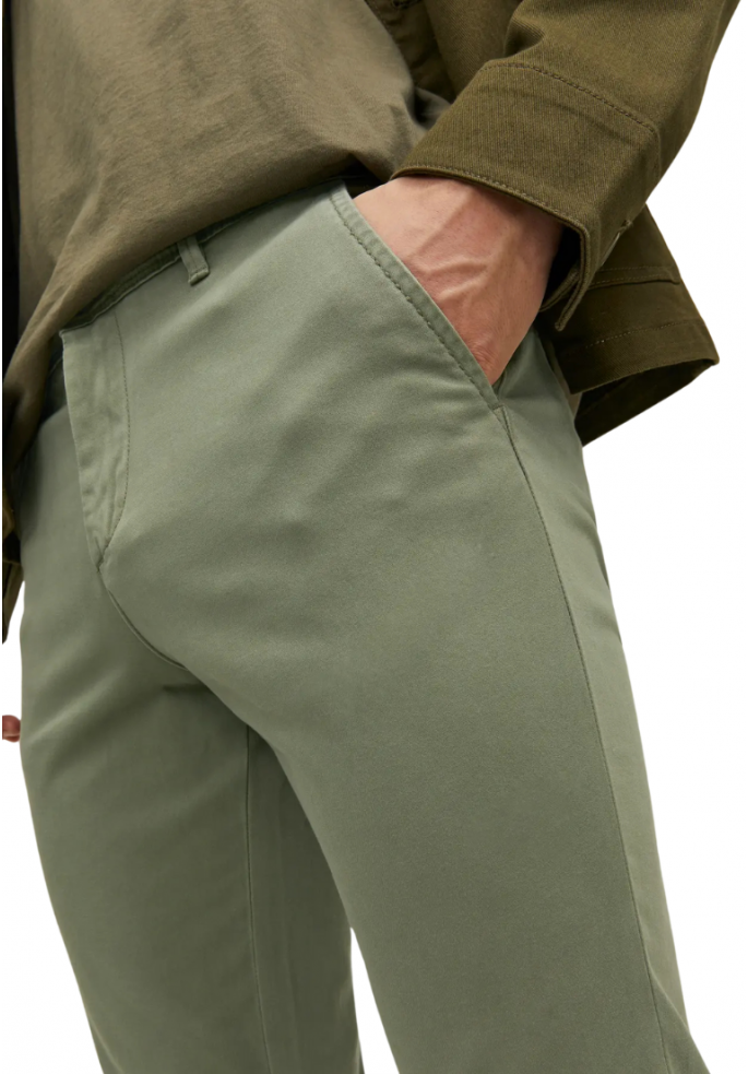 PANTALÓN CHINO MARCO BOWIE | JACK &...