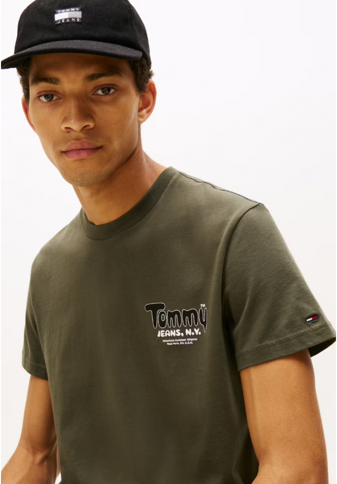 CAMISETA FONT PLAY | TOMMY HILFIGER
