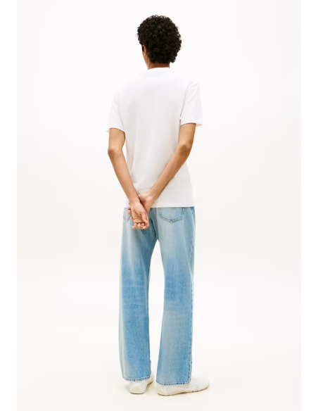 CAMISETA LINEAR LOGO | TOMMY HILFIGER