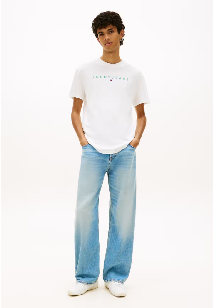 CAMISETA LINEAR LOGO | TOMMY HILFIGER