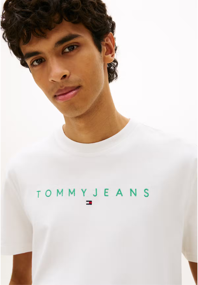 CAMISETA LINEAR LOGO | TOMMY HILFIGER